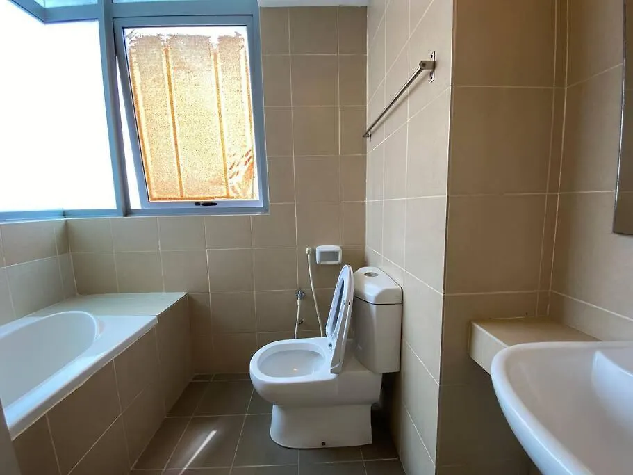 Spacious 3R,2R,Studio 5Min Walk To Time Square,Lalaport, Pool,Gym,Wifi Lägenhet Kuala Lumpur